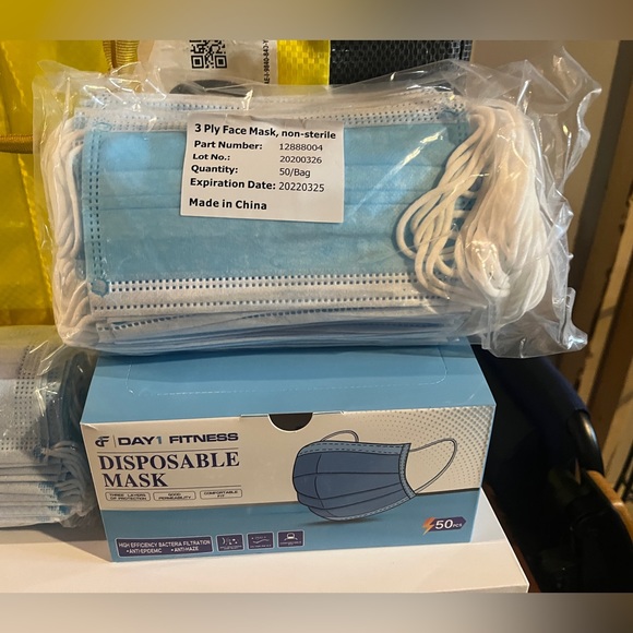 Disposable Masks, 3 Ply Face Mask, non-sterile, 50 per pack, New, Never Opened - Picture 3 of 3